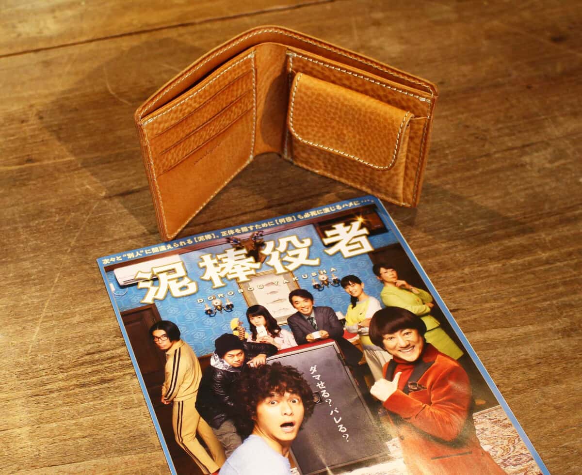 泥棒役者　二つ折り財布