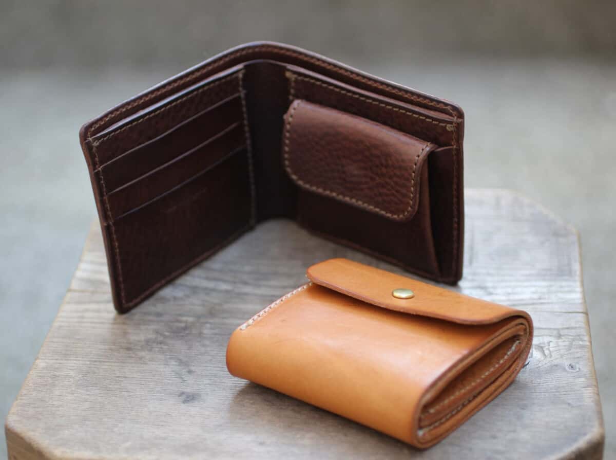 二つ折り財布　フラップミニ財布