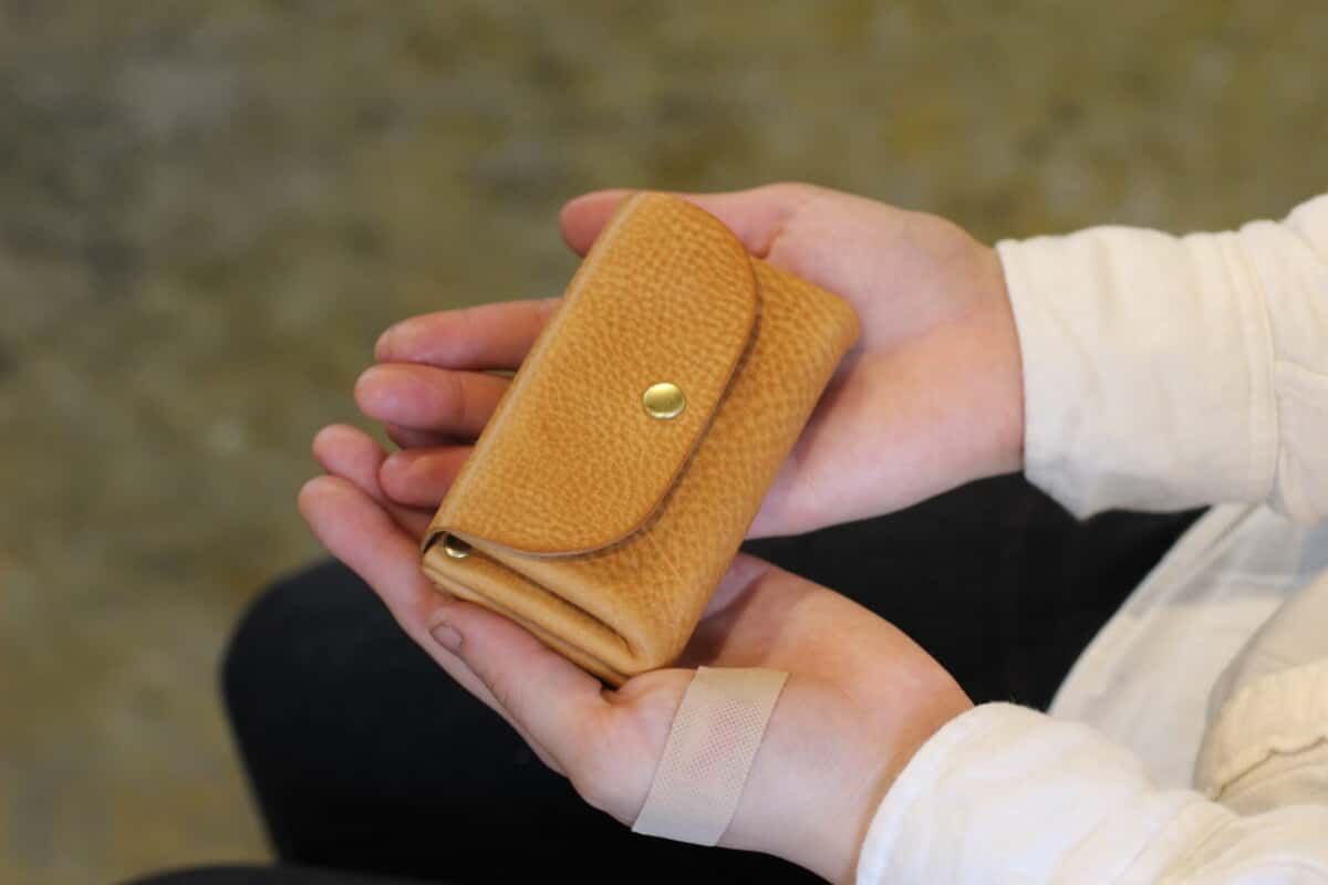 カシメミニ財布　ナチュラル