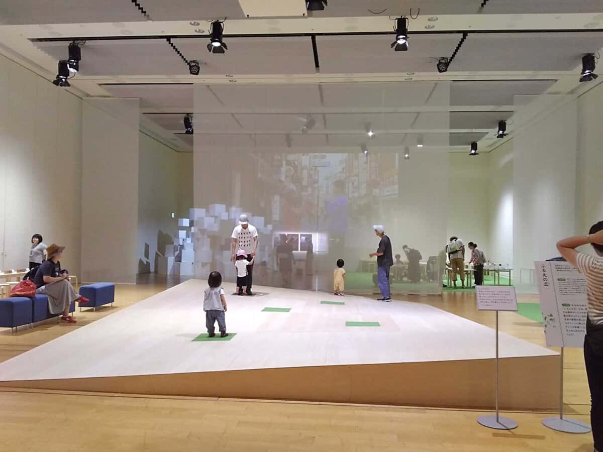 オペラシティ　赤ちゃんでも楽しめる展示　ICC　
