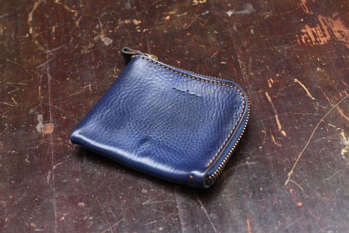 L字ファスナー財布　ブルー　エイジング